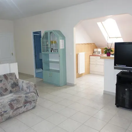 - Balaton 18408 * Balatonfenyves