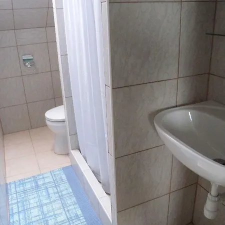 - Balaton 18408 Appartement *